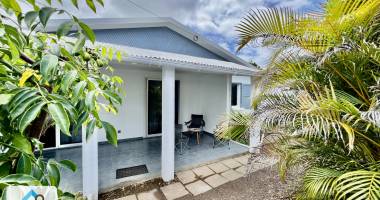 petite ile 97429 - villa f4 + dependance - fort potentiel - centre ville
