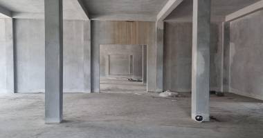 a louer local 600m² au 1er étage d'un bâtiment à st suzanne 