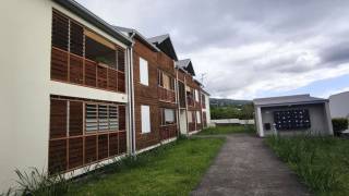 location appartement à mi-pente de l'ouest (97411)
