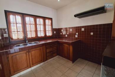 Location  Local commercial ANTANANARIVO () - MADAGASCAR