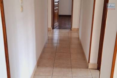 Location  Local commercial ANTANANARIVO () - MADAGASCAR