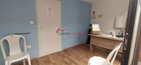 Location  Local Professionnel Saint-Pierre (97410) - REUNION