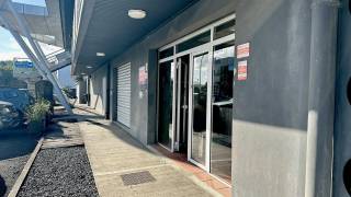 location local commercial à petit bourg (97170)