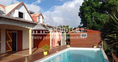 saint-claude, villa t5 piscine, studio et bungalow