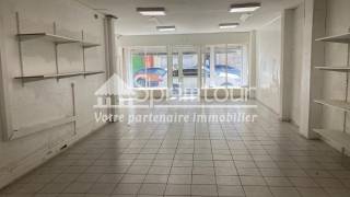 location local commercial à basse terre (97100)