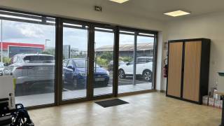 location local commercial à baie mahault (97122)