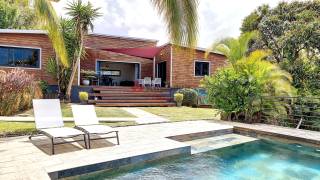 location villa à saint-pierre (97410)