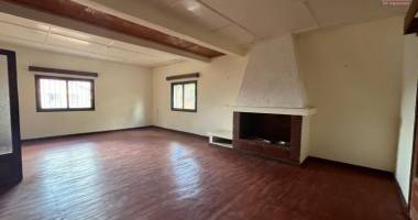 un appartement t4 à analamahitsy