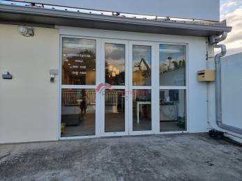 Location  Local Commercial Saint-Pierre (97410) - REUNION