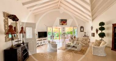 À vendre : maison t4 de plain-pied À petit-bourg (vernou) — 550 000 €