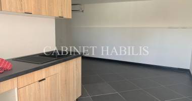 À louer - studio d'environ 25 m2 - saint-joseph - 611.00 €