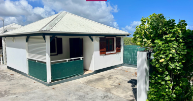 À louer t2 indépendant à dampierre eau et électricité inclus non meublÉ