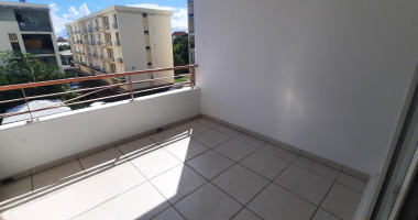 a vendre appartement t3 de 45 m² - saint denis