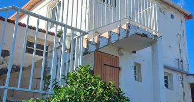 saint-pierre (terre-sainte) vente maison  f7 proche de la mer