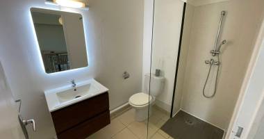 teka immo vous propose en exclusivité en location ce superbe appartement t2 meublé de 32.82m2 situé au moufia 