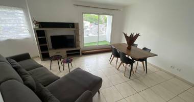 fabien teka immo loue appartement t2 meublé en face de la clinique sainte clotilde, st denis de la réunion.