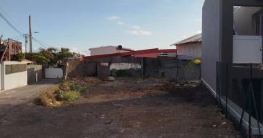 mpr3291 terrain avec permis de construire À terre sainte 97410