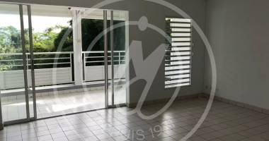 a louer t4 * 80,75 m² * 97170 petit-bourg *900 €