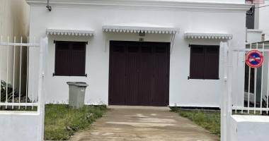 local professionnel a louer