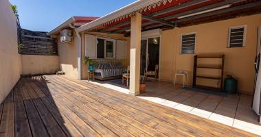 a louer à grand-bois - maison meublée f4 (75 m²) - loyer 1 550 cc - disponible dès maintenant.