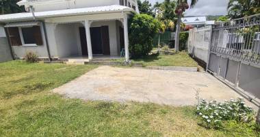 villa f4/5, de 118 m2, beau jardin, quartier rÉsidentiel À bras des chevrettes/ saint andrÉ