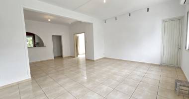 exclusivité : location st denis centre t5 proche jardin de l'etat