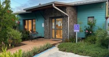 locaux  professionnels   cles en main