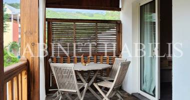 a louer - appartement f2 meublÉ d'environ 30.99 m2 - saint-leu - 1 060,00 € eau et électricité inclus