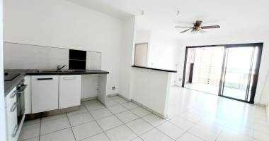 a saisir tres vite appartement st pierre centre ville