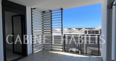 a vendre   appartement f2   51.24 m2 environ   saint pierre   178 780 €