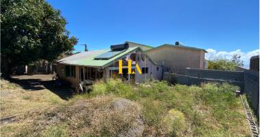 saint leu maison à rénover  secteur grand fond,