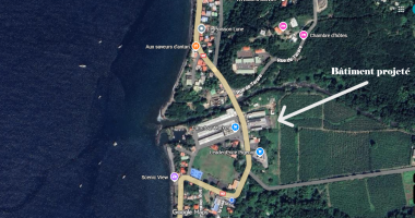 bouillante, prochainement à louer dans la zone commerciale de pigeon, entrepôt de 492m2 (ou 2 x 246m2)