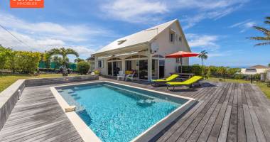 maison t5 avec piscine, atelier et cuisine extérieure - bas de vincendo