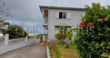 a vendre - maison t 7 - 253.74 m2 environ - saint pierre - 577 000 €