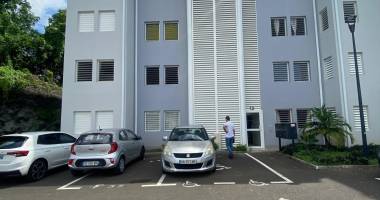 location t3 - 880 € les abymes.