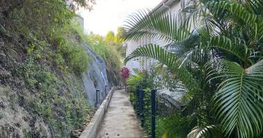 À louer   appartement t3 au gosier - 930 €