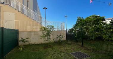 a louer t4 non meublé   résidence privée, bas de la bretagne (secteur grand canal)