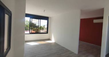 local professionnel 30.5 m² - saint-pierre 97410