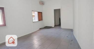 local commercial ou professionnel 38 m2