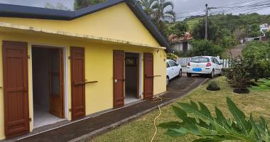 a louer - maison à rénover à usage professionnel - ravine sèche/etang salé  