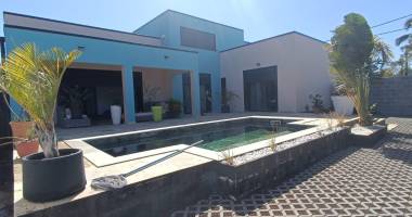 villa f4 récente 141m² libre ravine des cabris