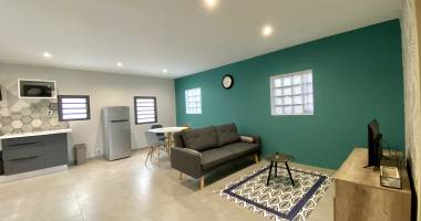 maison de ville f3 meublé - le port centre