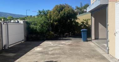 local professionnel / maison à fort potentiel – centre-ville du port