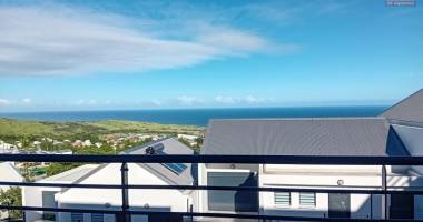 a louer  appartement  2 chambres plateau caillou