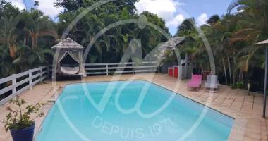 a vendre charmante villa type t4 + f1 - petit bourg 663 000 €