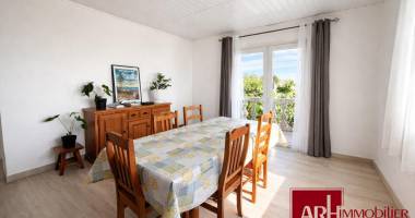 joli t4 1 er étage - refait à neuf +coursive+parking