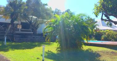 petit-bourg - arnouville - villa t4 + dépendances