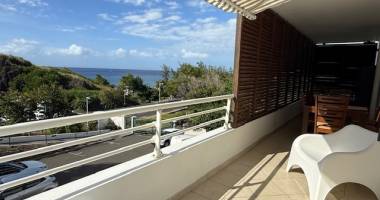 appartement 2 piÈces meublÉ avec vue mer, À deux pas de la plage