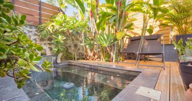 villa contemporaine - f4 meuble de plain-pied avec jacuzzi - le tampon