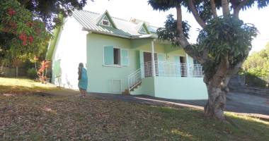 maison - 6 pièces - 150 m²